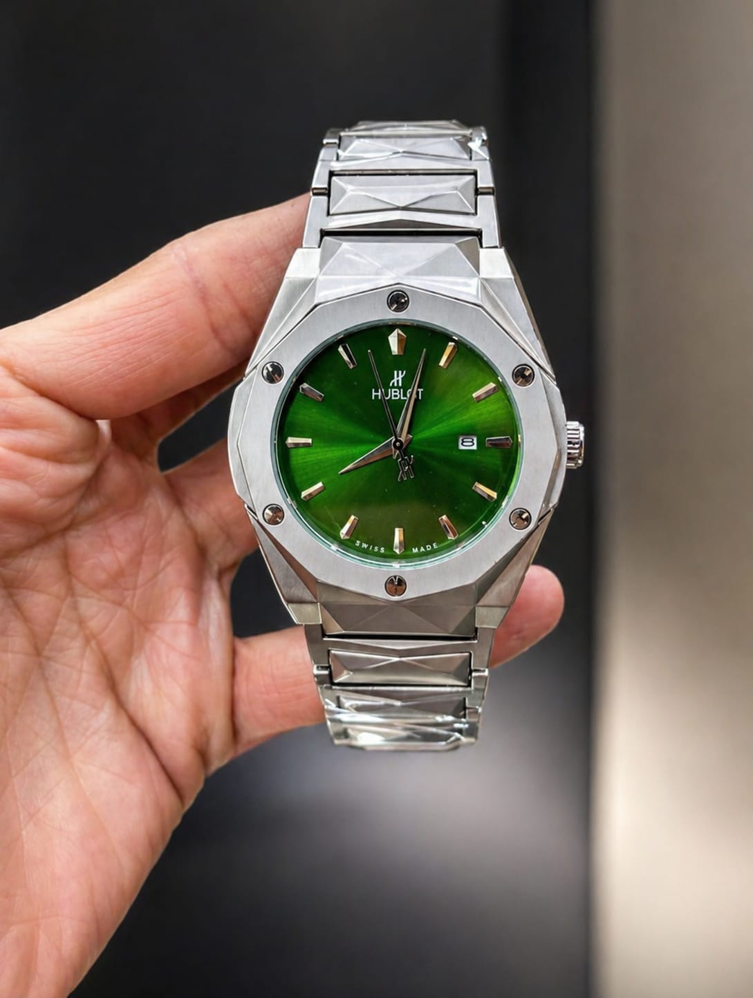 Hublot Classic Fusion Diamond-Cut Style Watch