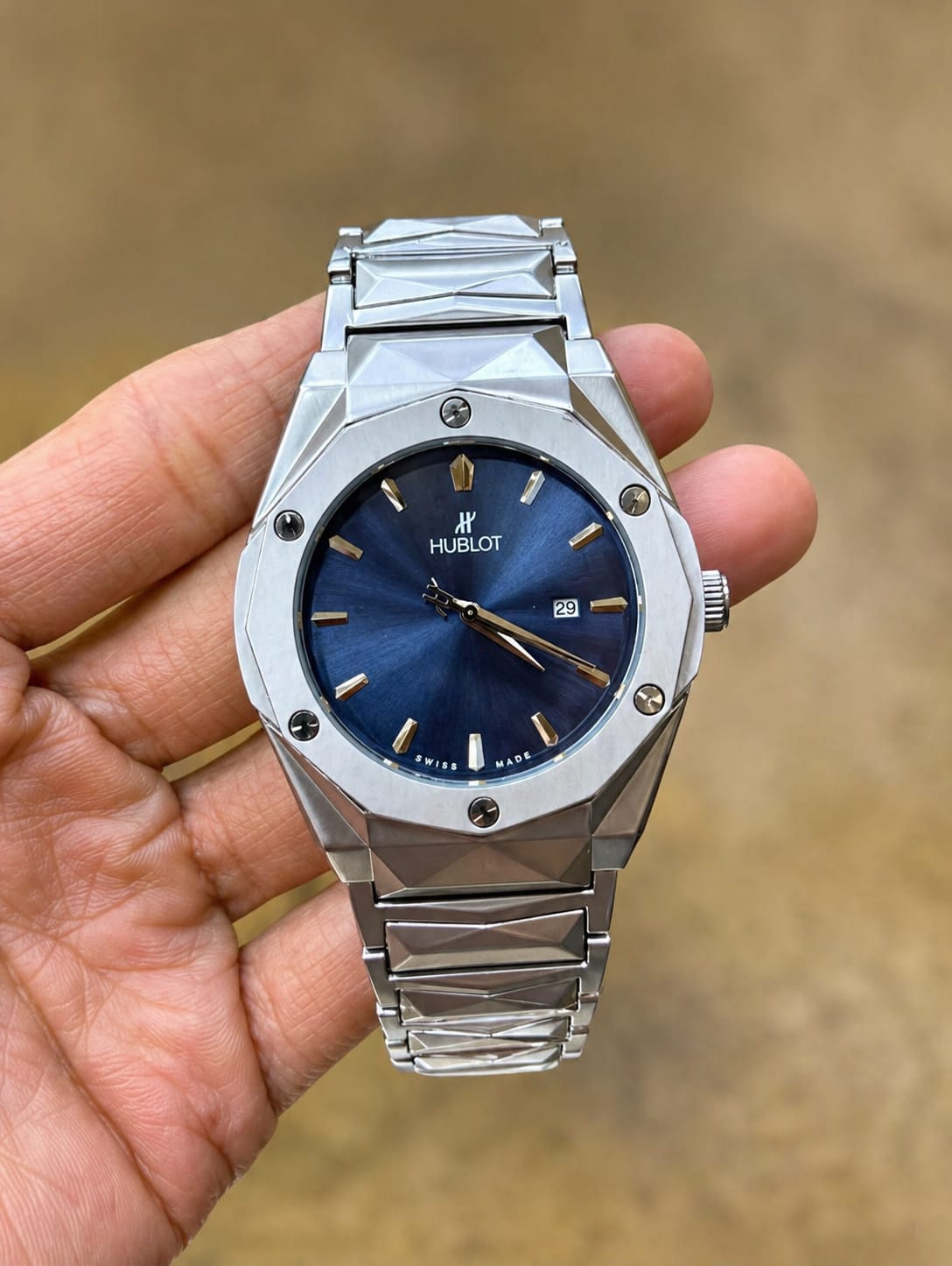 Hublot Classic Fusion Diamond-Cut Style Watch
